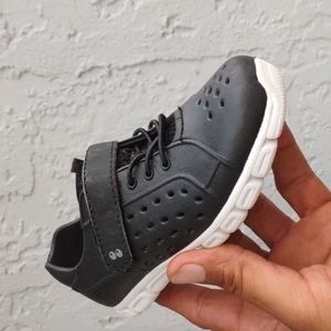 kids Rubber Sneakers black w/White Bottoms